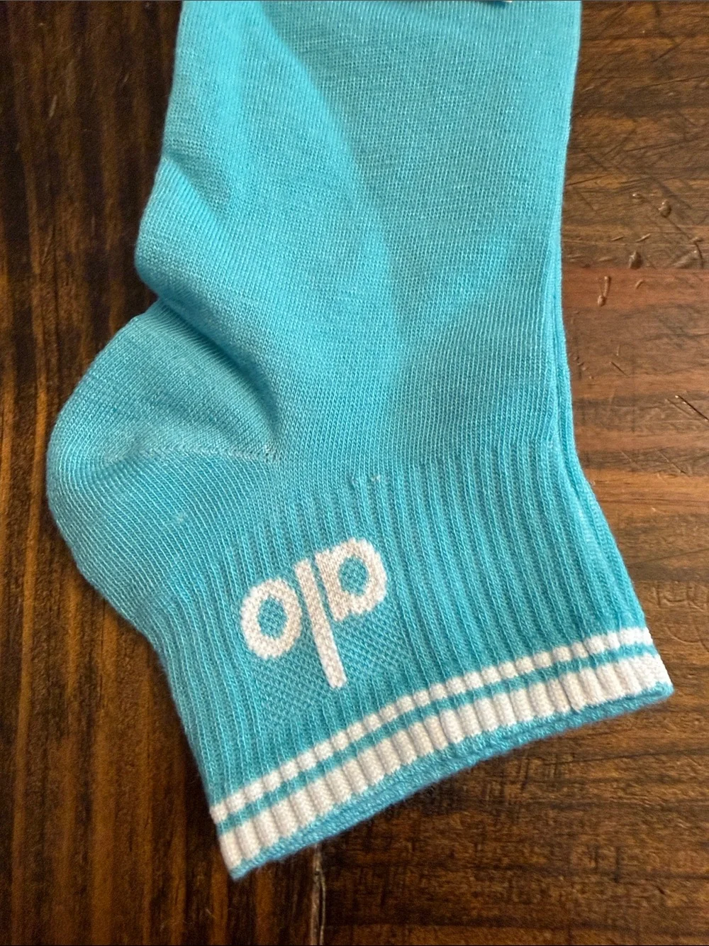 Alo Yoga Inspired Women’s Teal Low-Cut Athletic Sock with White Stripe/Logo